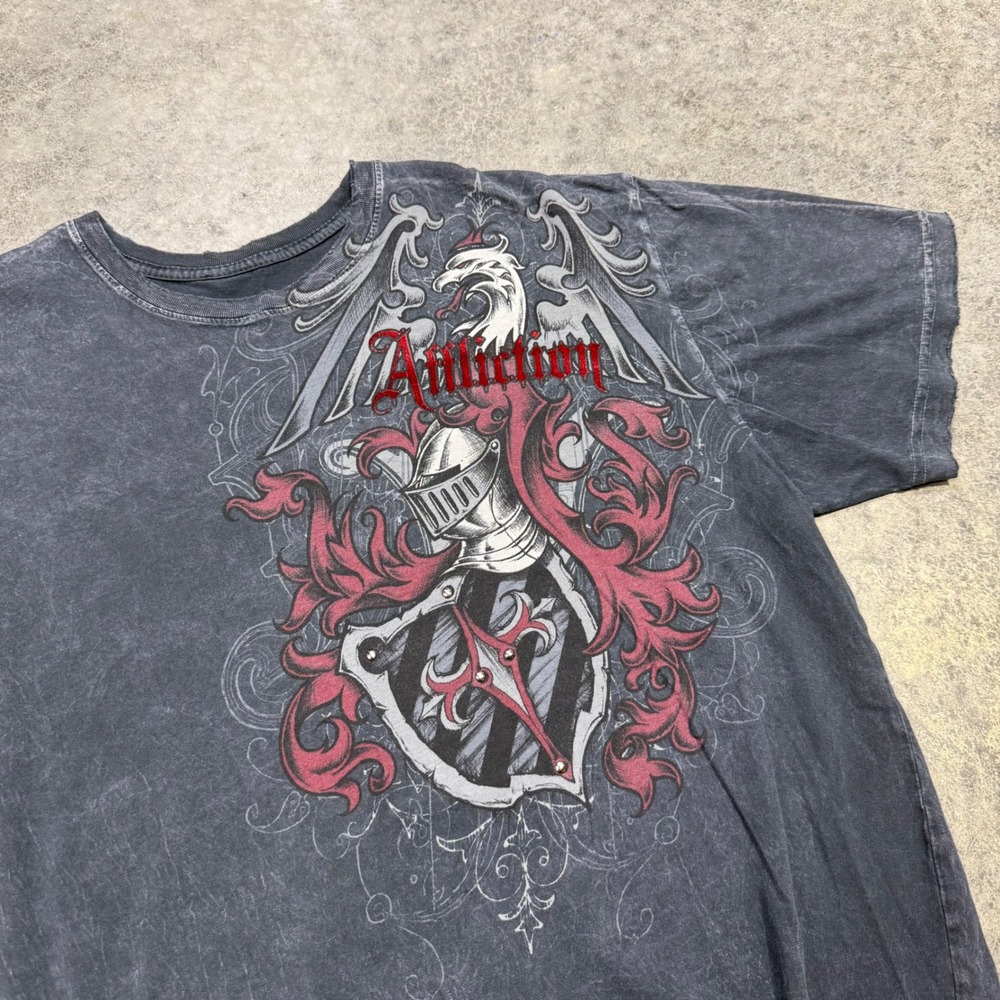 Early 2000s Y2K Affliction AOP Distressed Faded Grunge Graphic Tee  Size XL
